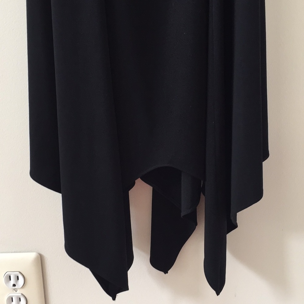 Laundry by Shelli Segal Drape Chain Strap Dress with Jagged Edge Retail for $465 - Picture 4 of 7